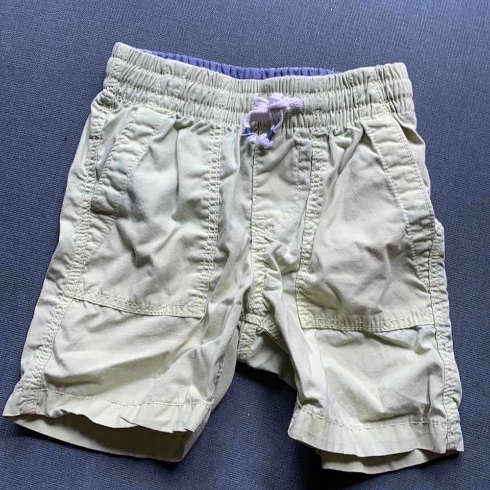 Gap kid shorts. Green.  Size 2T.